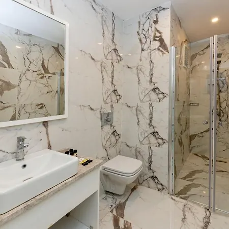 Secret Life Hotel